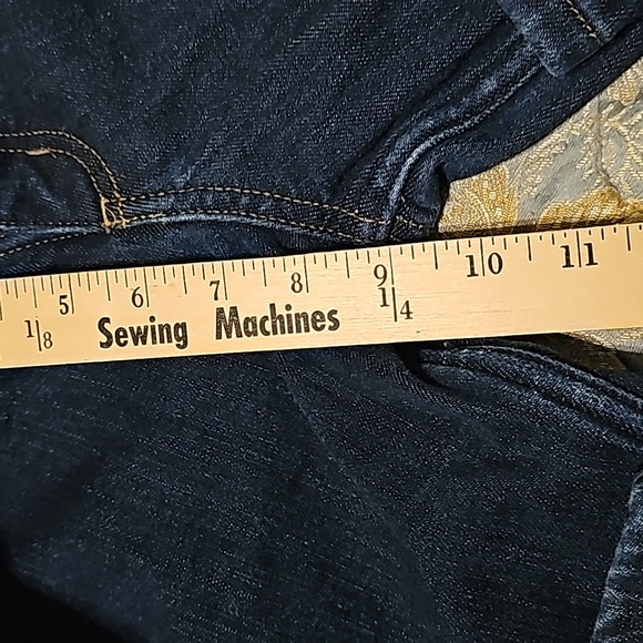 Carhartt Women's Insulated Jeans - Picture 8 of 9